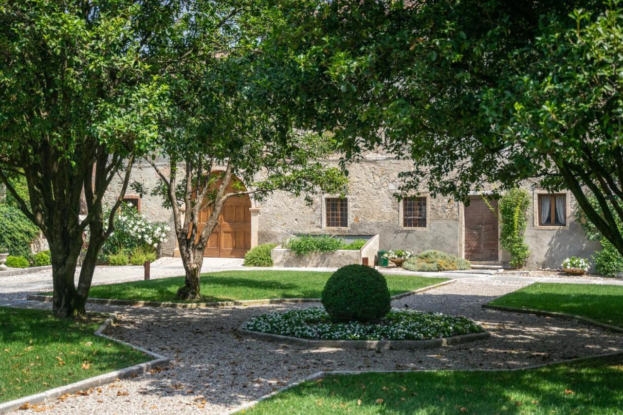 Villa Dafne Valpolicella B&B Adults Only, No Smoking, No Pets Sant'Ambrogio di Valpolicella Luaran gambar